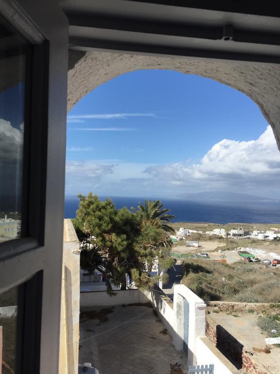 Christos * Oia